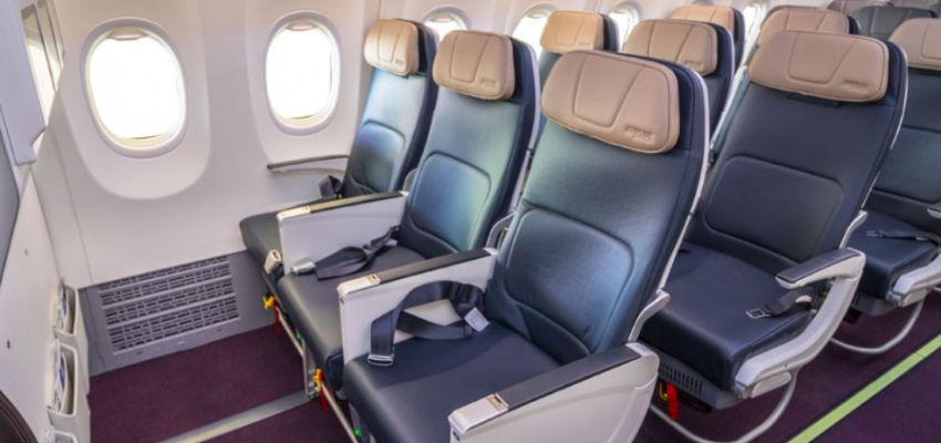 Aeromexico AM Plus Seat